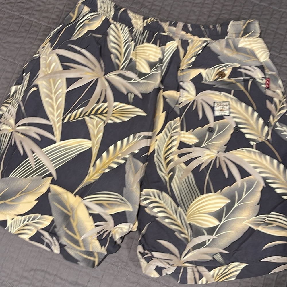 Men’s Swim Suit M - Picture 2 of 4
